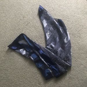 blue scarf